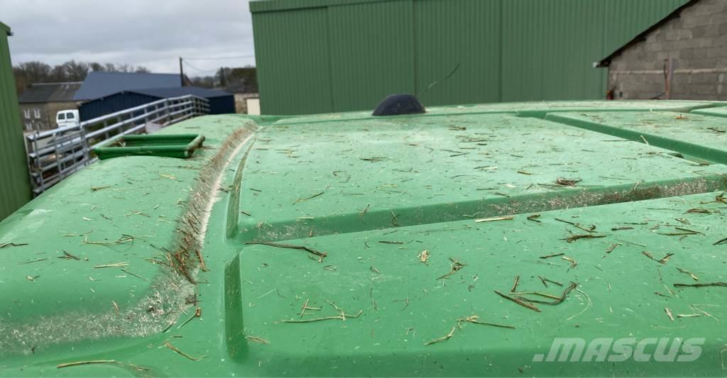 John Deere 6120R Traktori