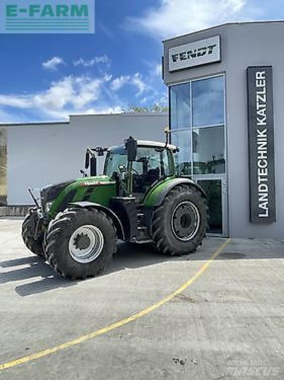 Fendt 724 vario Traktori