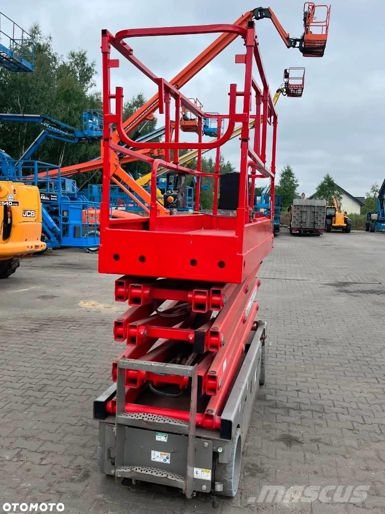 Haulotte Compact 10 Makazaste platforme