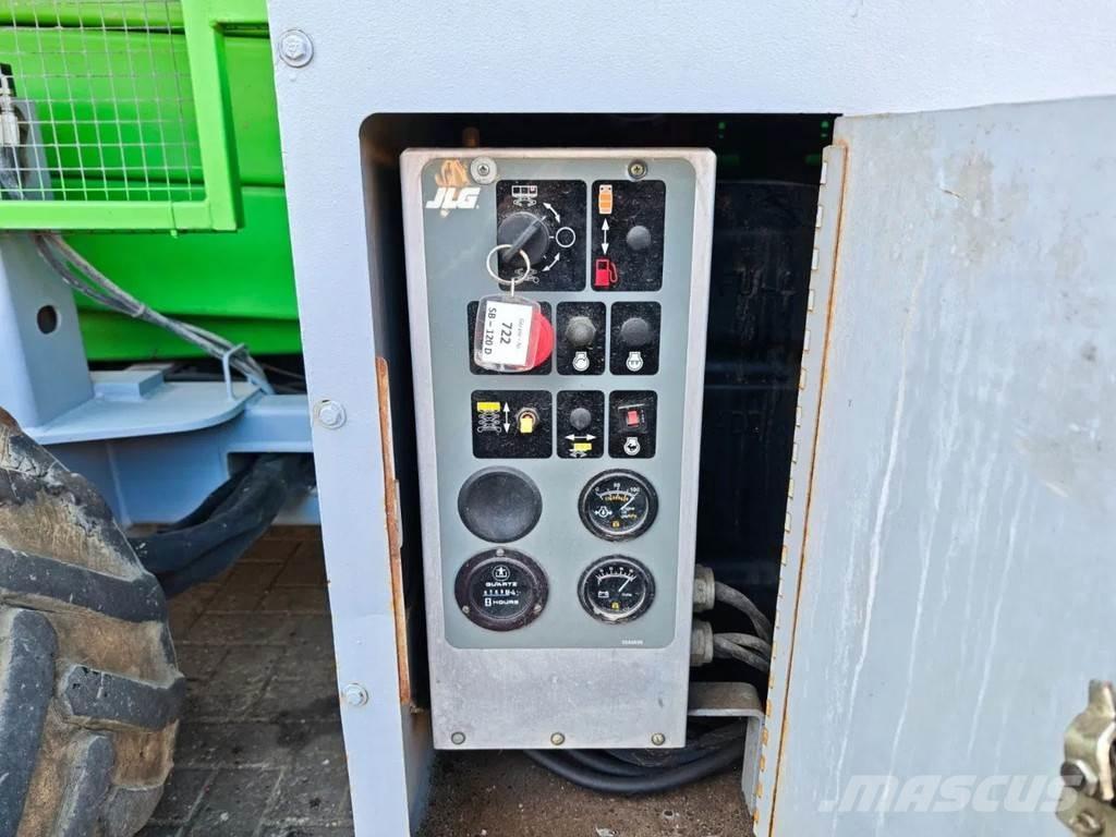 JLG 33 RTS Makazaste platforme