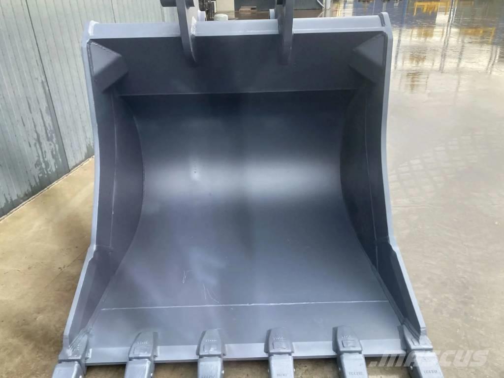 Komatsu PC390 Kašike / Korpe