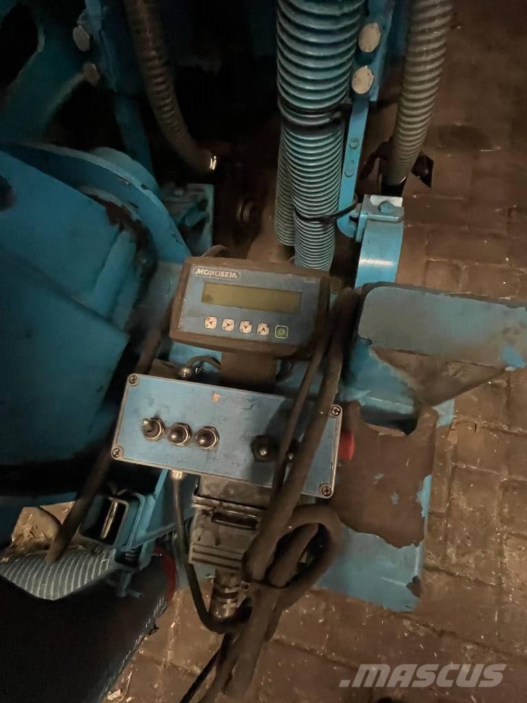 Monosem NG PLUS 12 Precizne sejačice