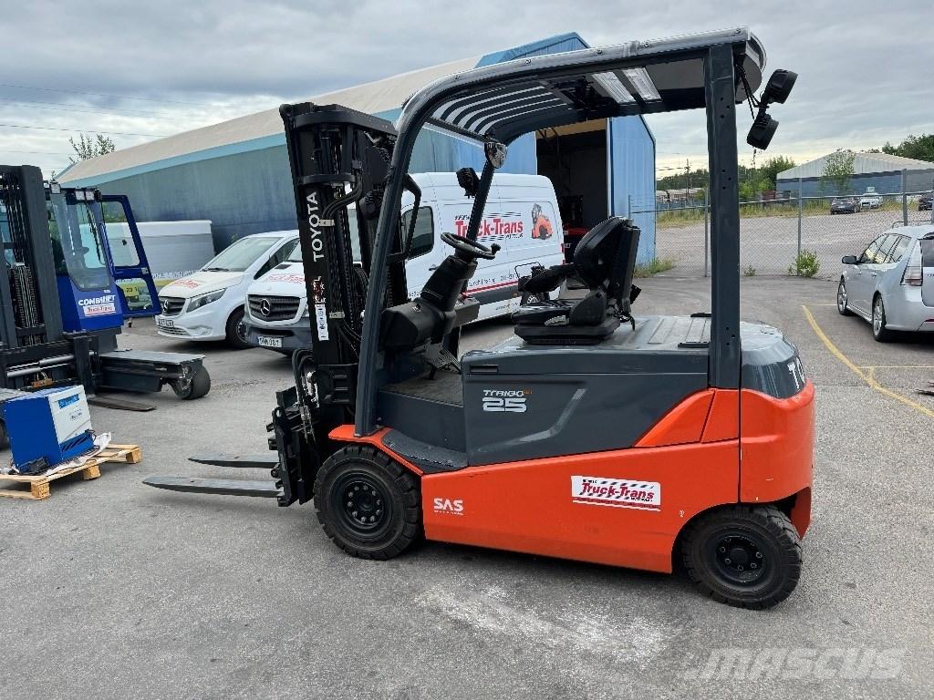 Toyota 8FBMT25 Električni viljuškari