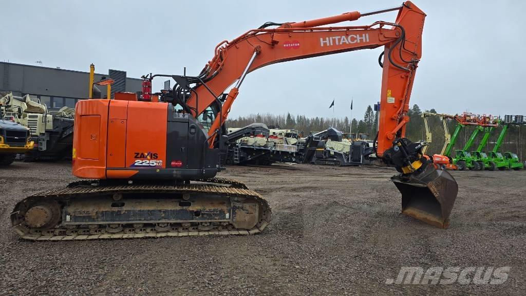 Hitachi ZX 225USLC-6 Bageri guseničari