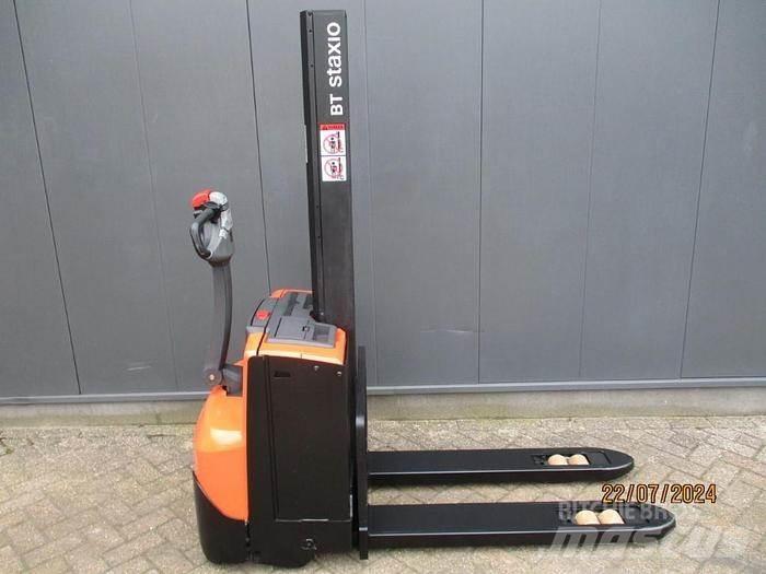 BT SWE 080L Ručni električni viljuškar