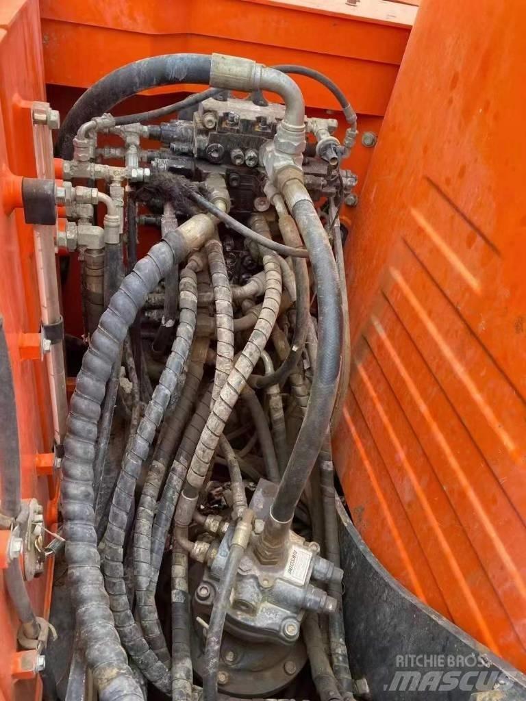 Doosan DX 75-9 C Bageri guseničari