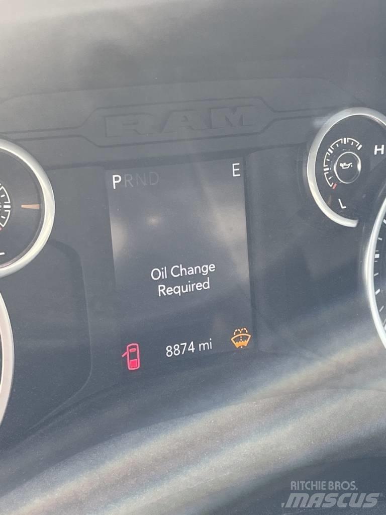 RAM 5500 Kamioni sa otvorenim sandukom