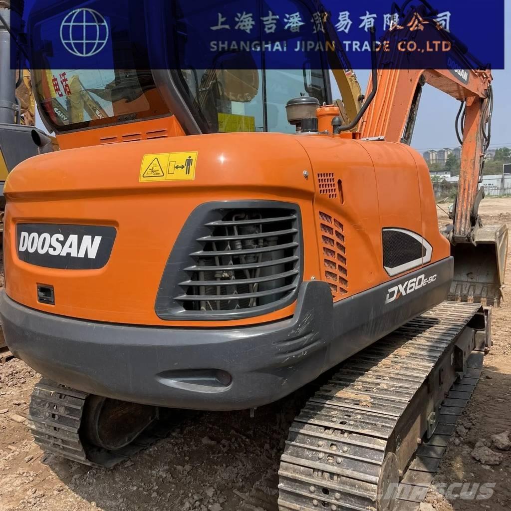 Doosan DX 60 Bageri guseničari