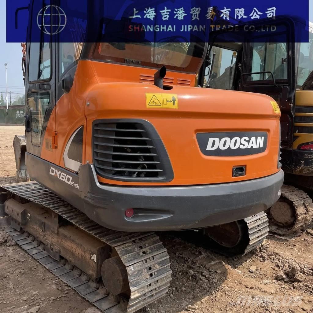 Doosan DX 60 Bageri guseničari