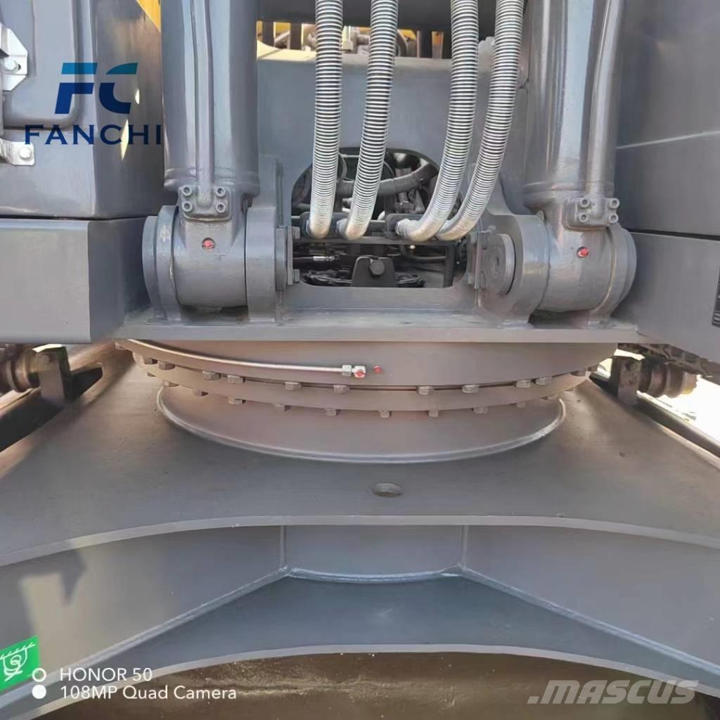 Volvo EC 210 D Bageri guseničari