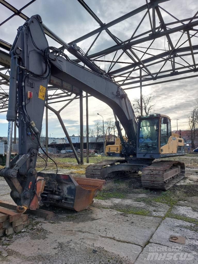 Volvo EC 250 D L Bageri guseničari