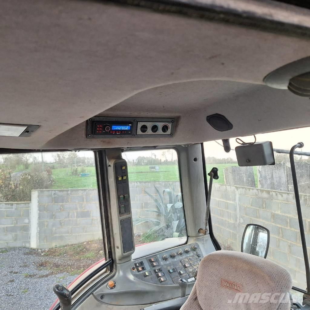 Valtra N 111 E Traktori