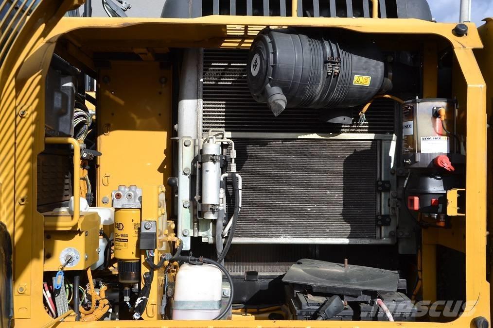 CAT 319 D L Bageri guseničari