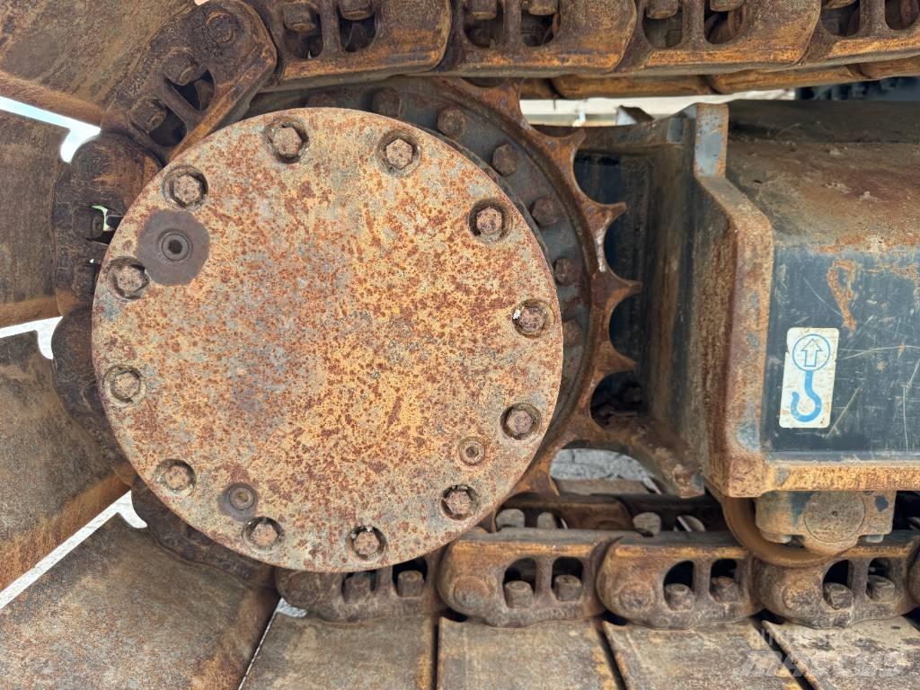 Hitachi ZX250-7 Bageri guseničari