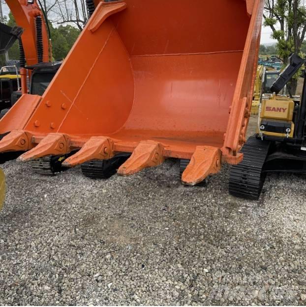 Hitachi ZX200 Bageri guseničari