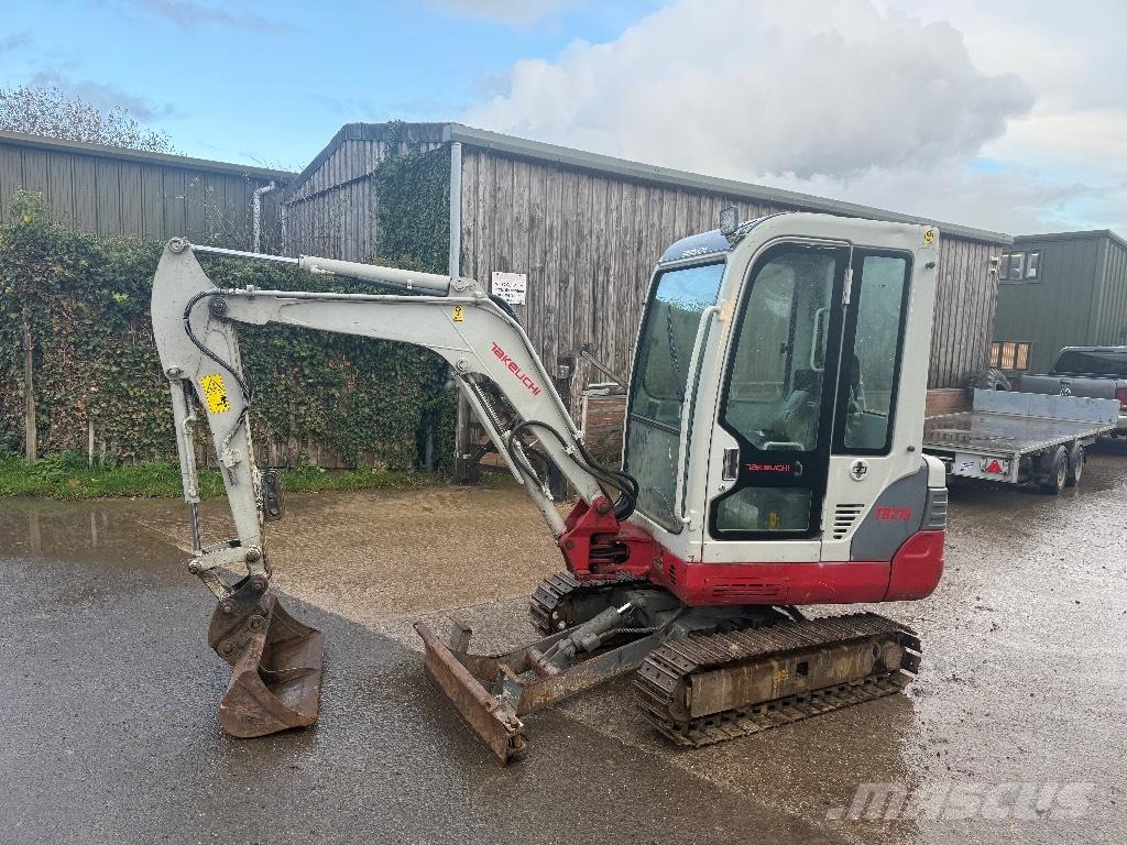 Takeuchi TB 219 Mini bageri < 7t