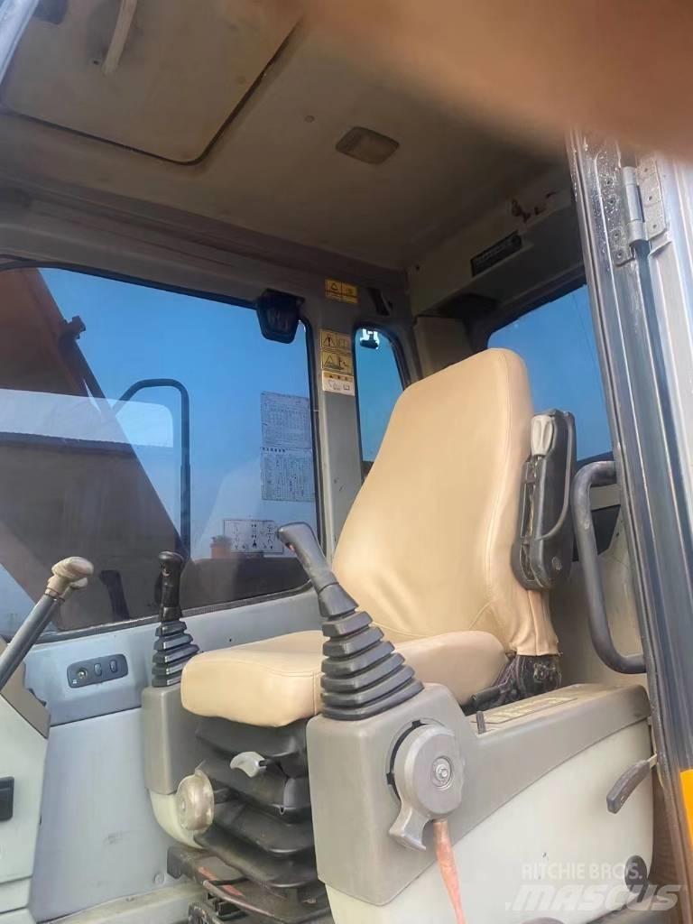 Hyundai R110VS Bageri guseničari