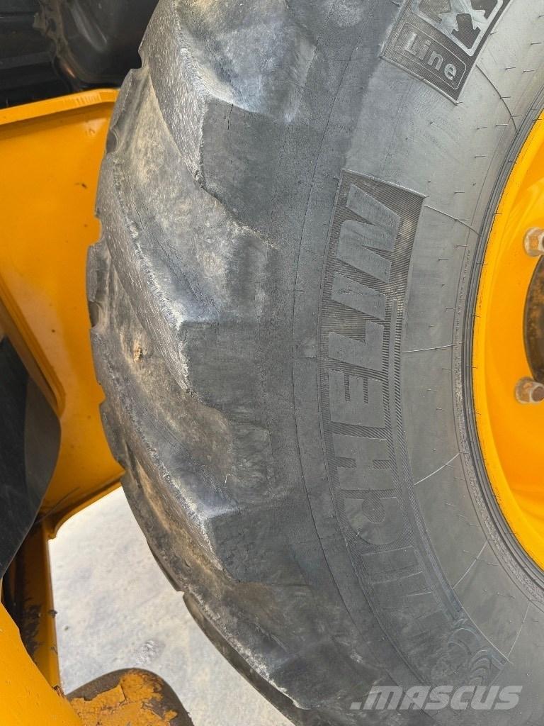 JCB 3 CX Rovokopači