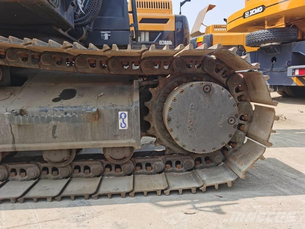 Volvo EC 220 Bageri guseničari