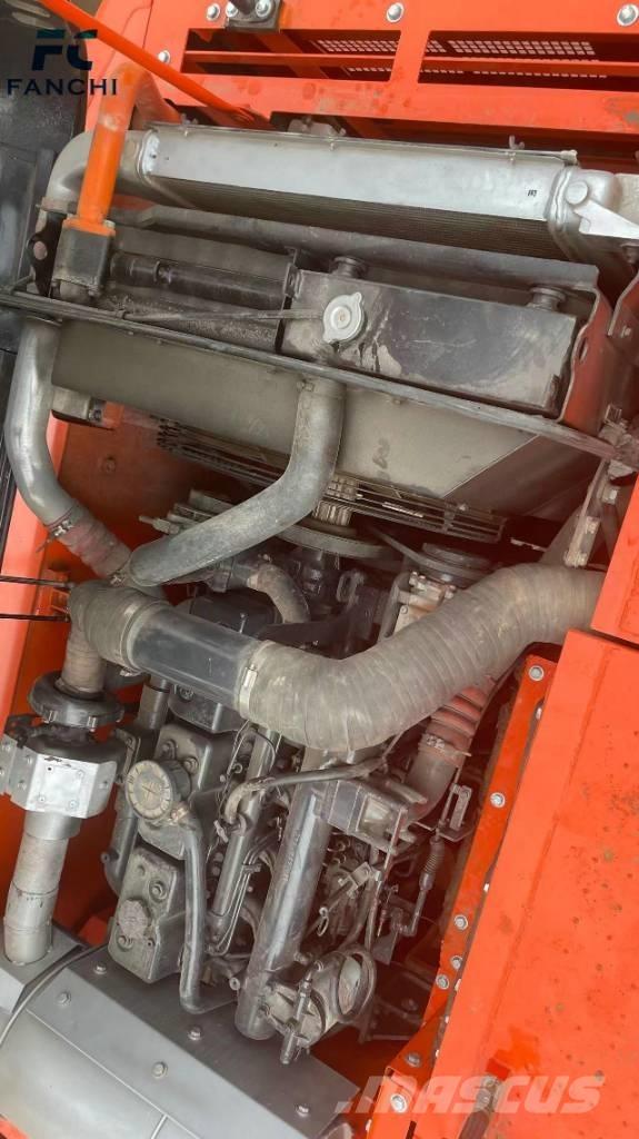 Doosan DX300 Bageri guseničari