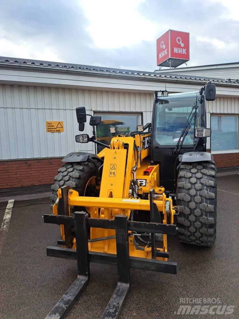 JCB 542-70 Agri Pro Poljoprivredni teleskopski utovarivači