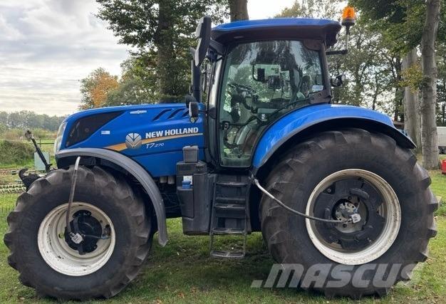 New Holland T7.270 Traktori