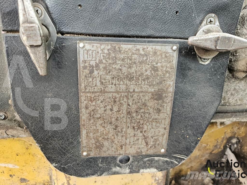  Onbekend T-170 Buldožeri guseničari