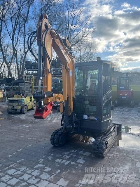 CASE CX 26 C Mini bageri < 7t