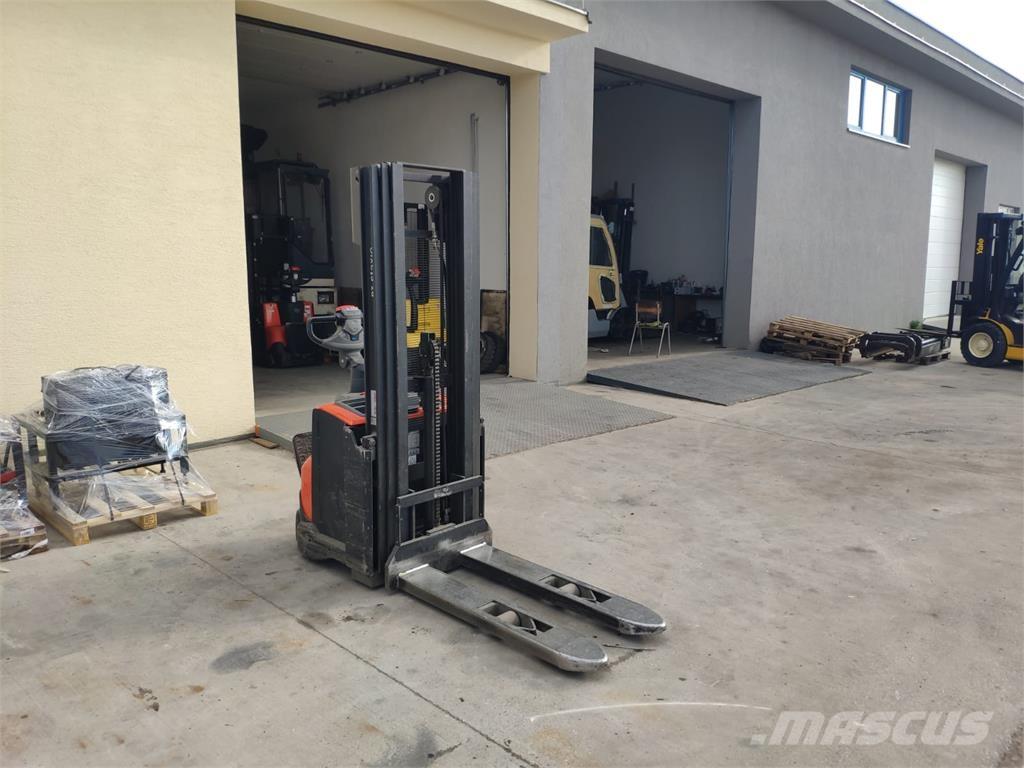 BT SWE120 Samopogonski ručni viljuškari