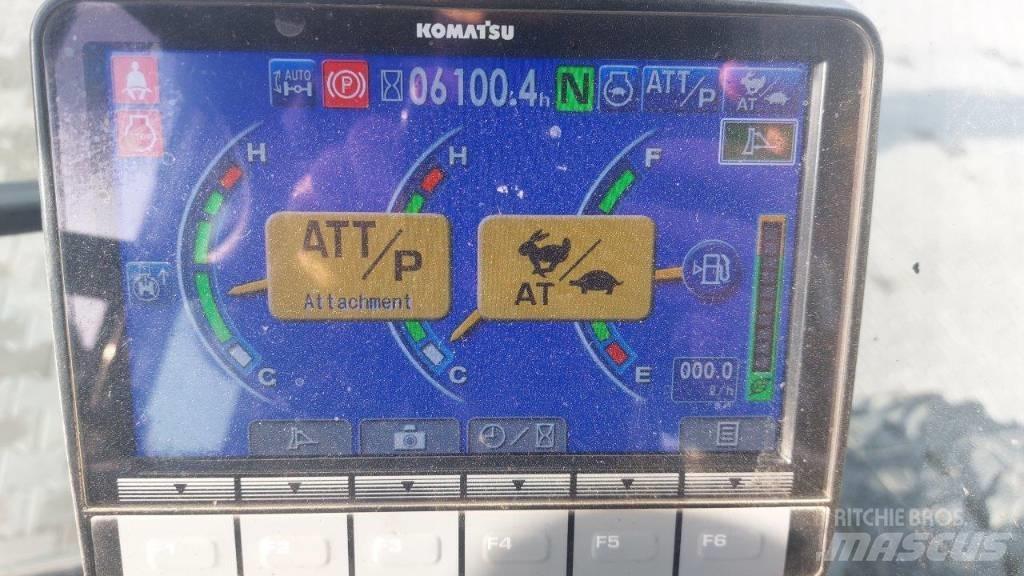 Komatsu PW 148-10 Bageri točkaši