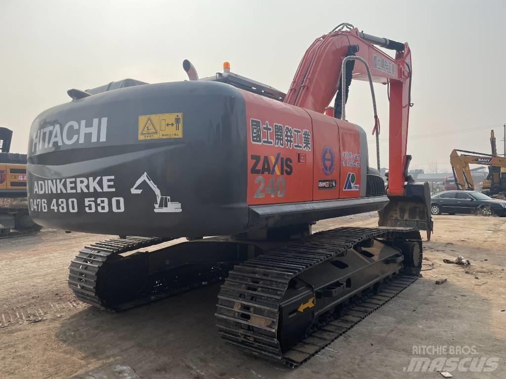 Hitachi ZX 240 Bageri guseničari
