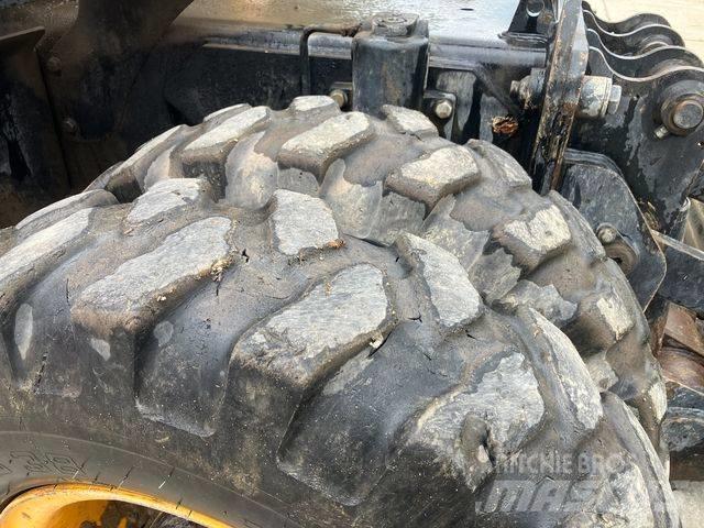 JCB JS 175 W Bageri točkaši
