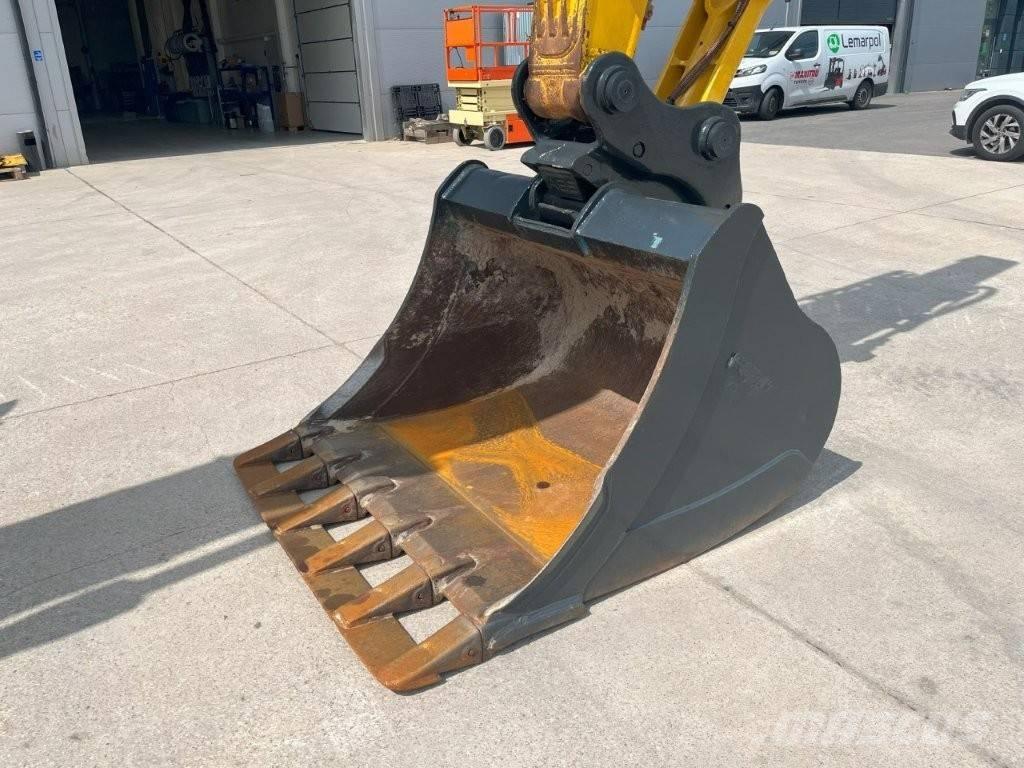 Komatsu PC 210 LC-11 Bageri guseničari