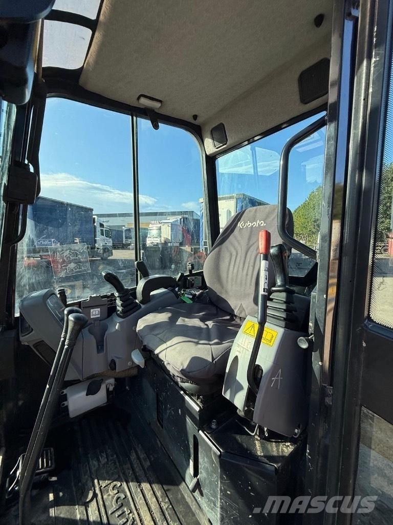 Kubota U 27-4 Mini bageri < 7t