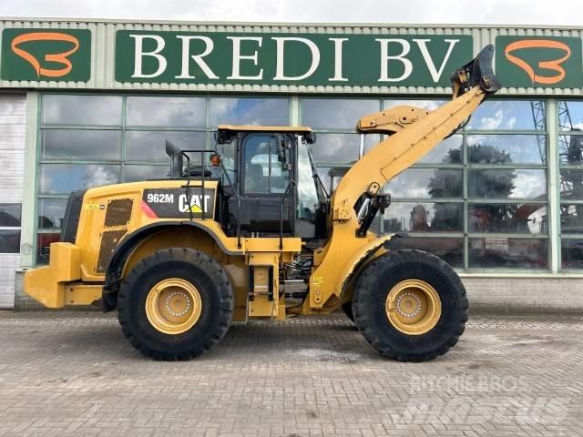 CAT 962 M Utovarivači na točkove
