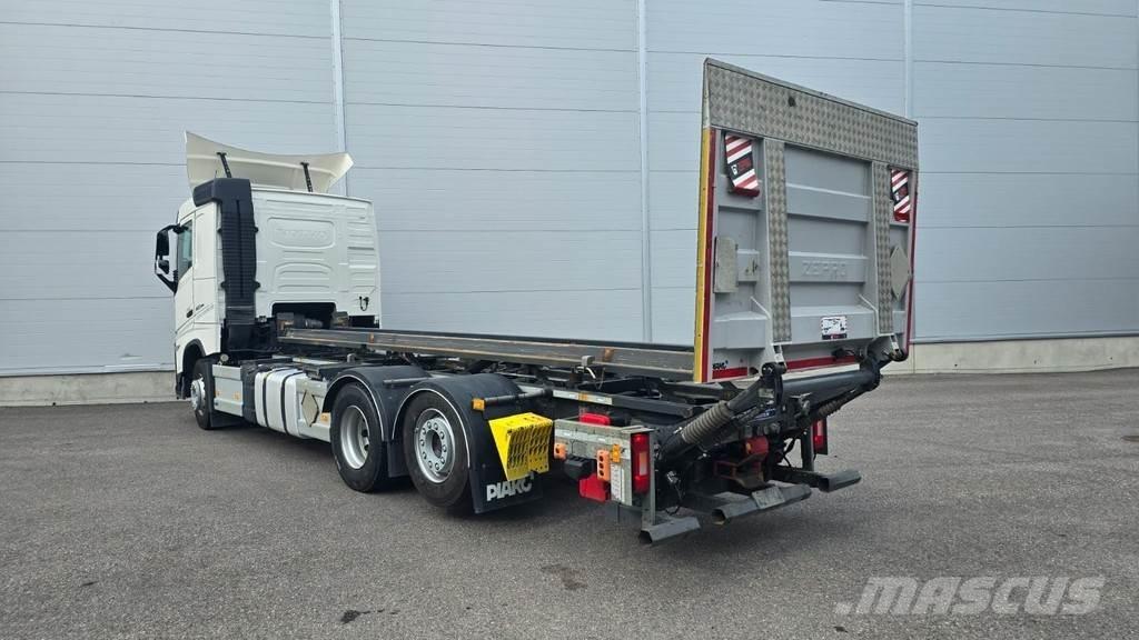 Volvo FH Kamioni za podizanje kablova