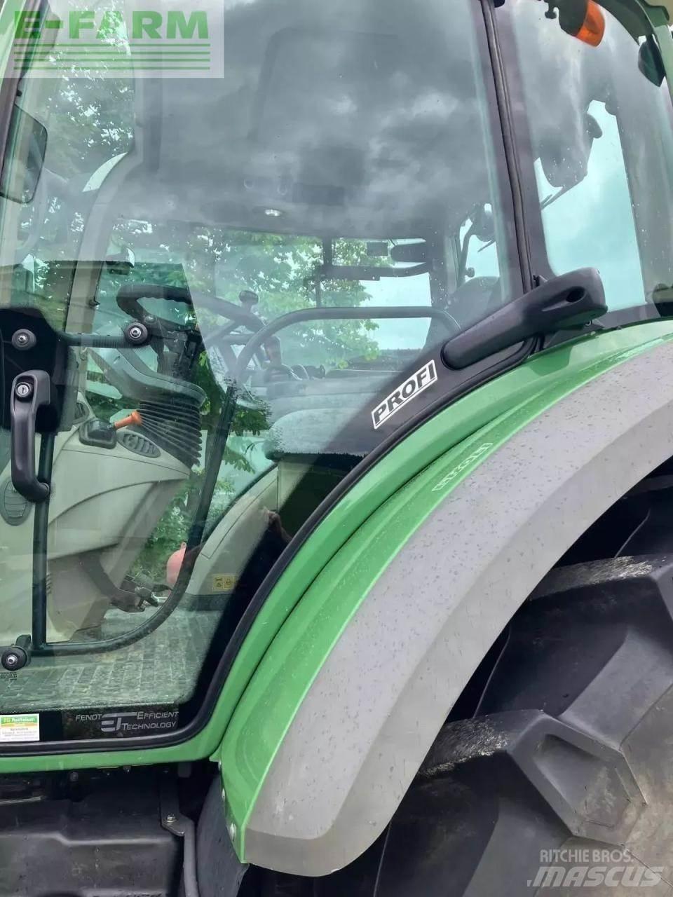 Fendt 724 vario Traktori