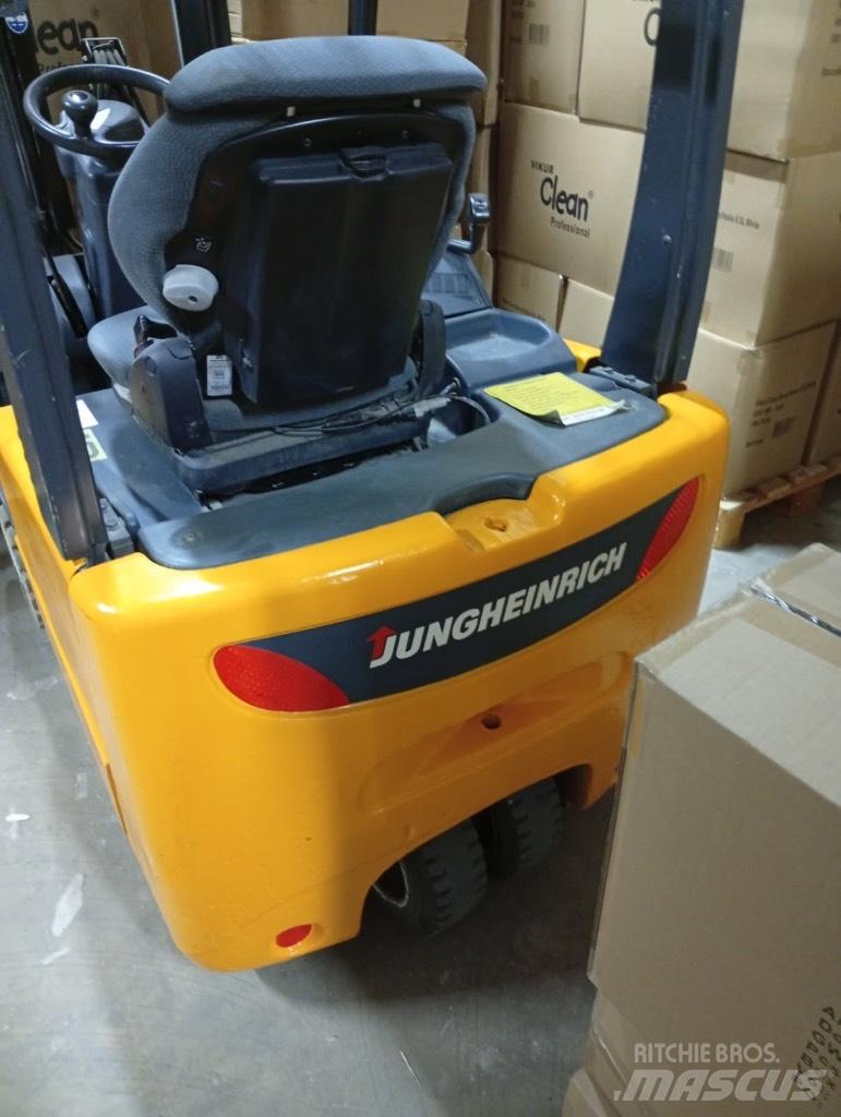 Jungheinrich EFG213 Električni viljuškari