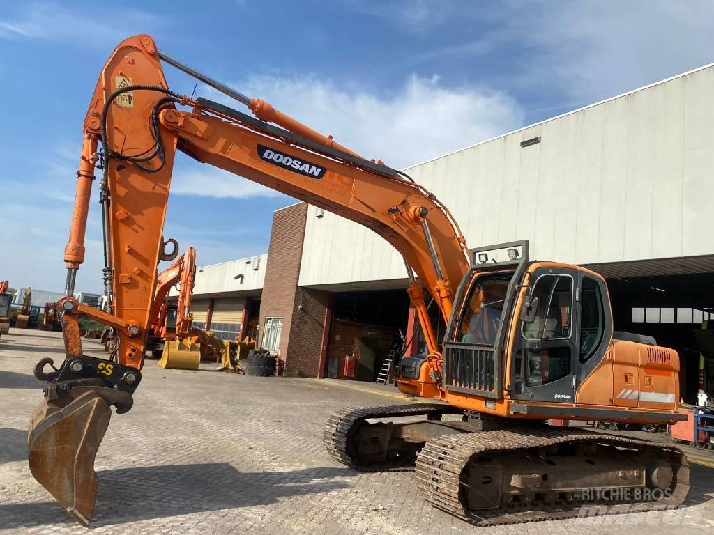 Doosan DX 180 LC Bageri guseničari