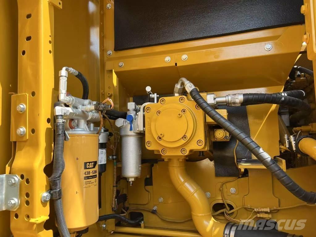 CAT 320 GC Bageri guseničari