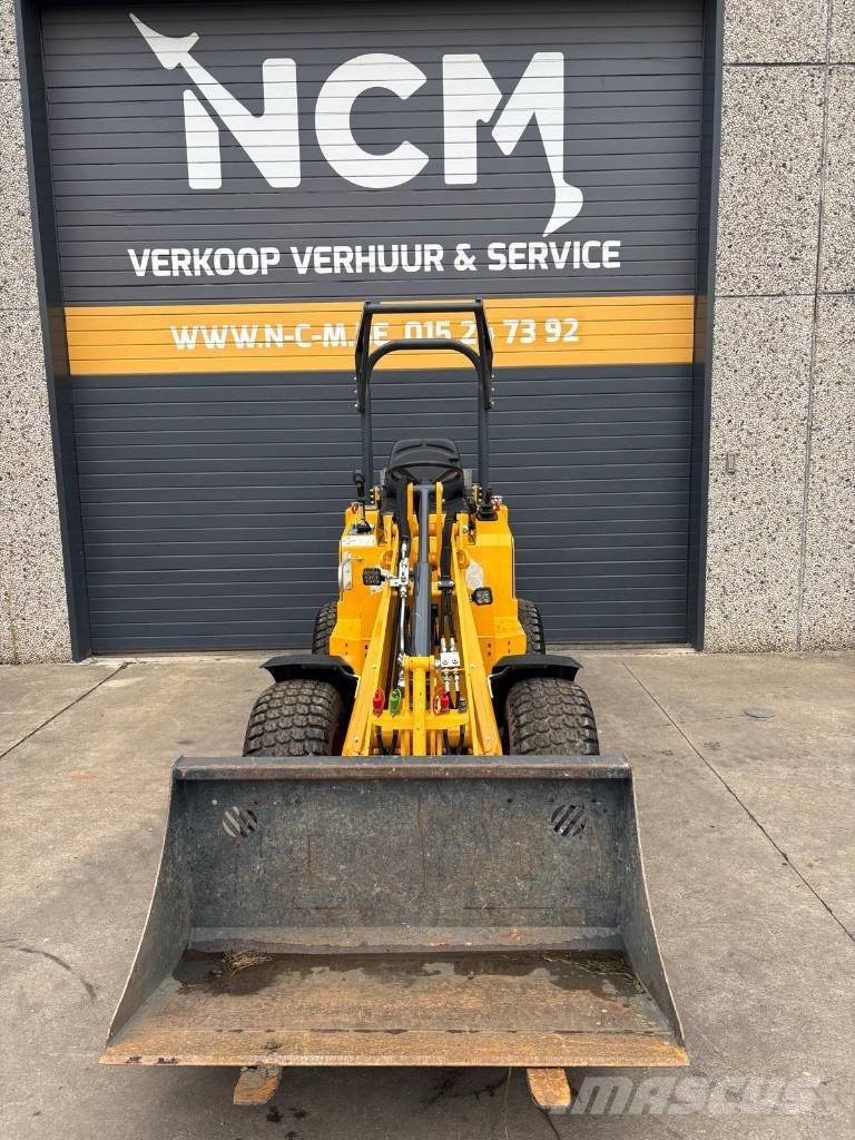 Knikmops KM 130 Utovarivači na točkove