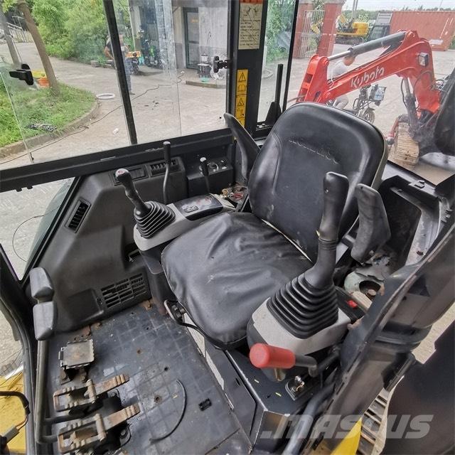 Komatsu PC 35 M-2 Mini bageri < 7t