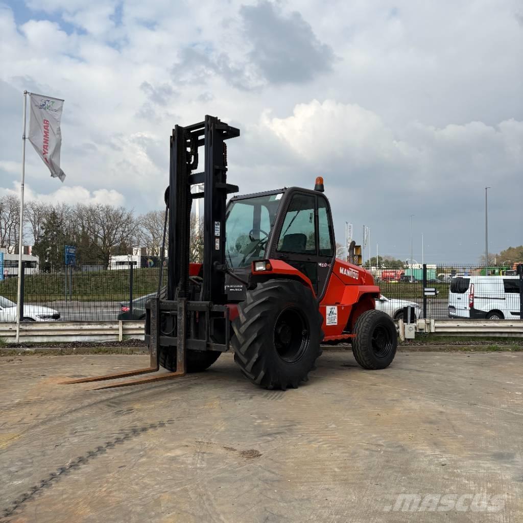 Manitou M 30.4 Vanterenski viljuškar