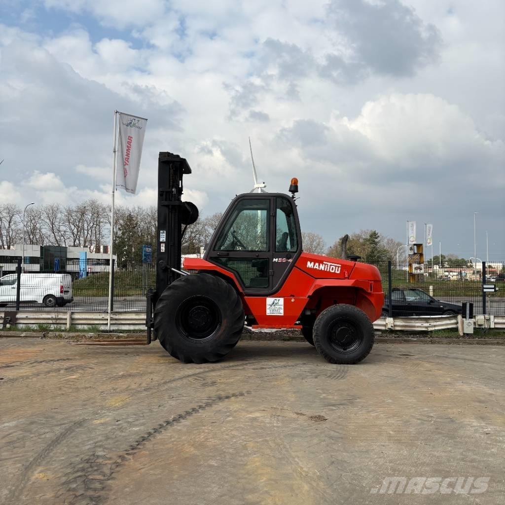 Manitou M 30.4 Vanterenski viljuškar