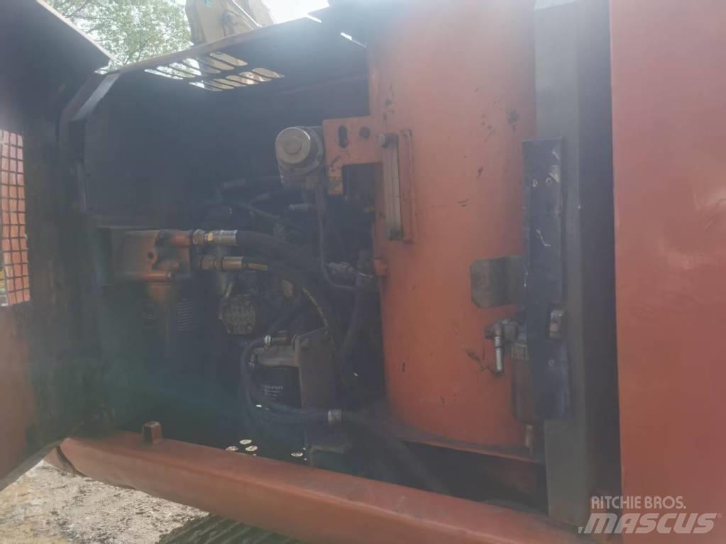Hitachi ZX 120 Bageri guseničari