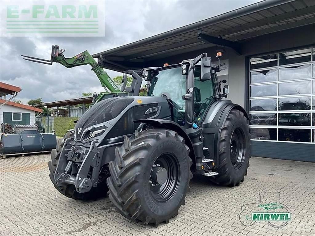 Valtra q 285 Traktori