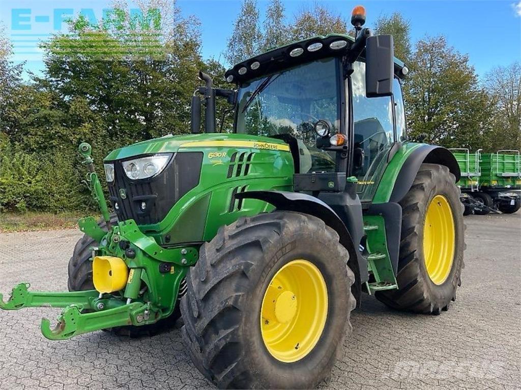 John Deere 6130 r Traktori