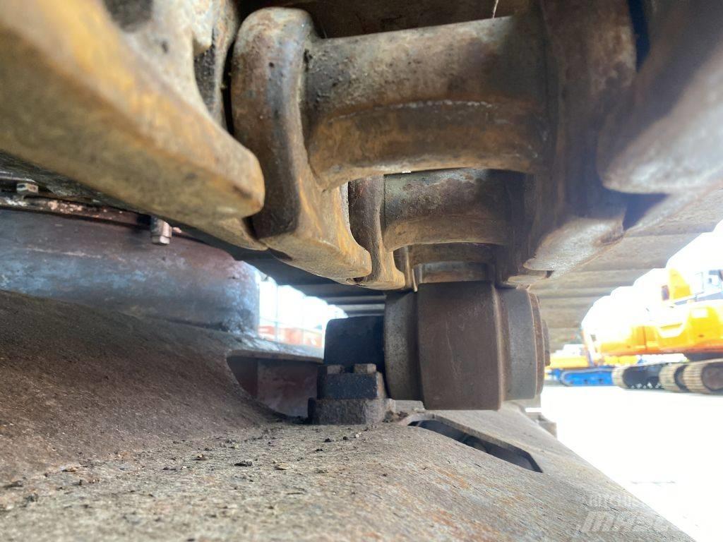 Hitachi EX 150 LC 5 Bageri guseničari