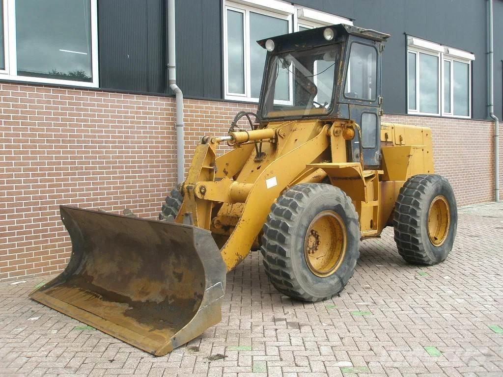 Komatsu W40-2 Utovarivači na točkove