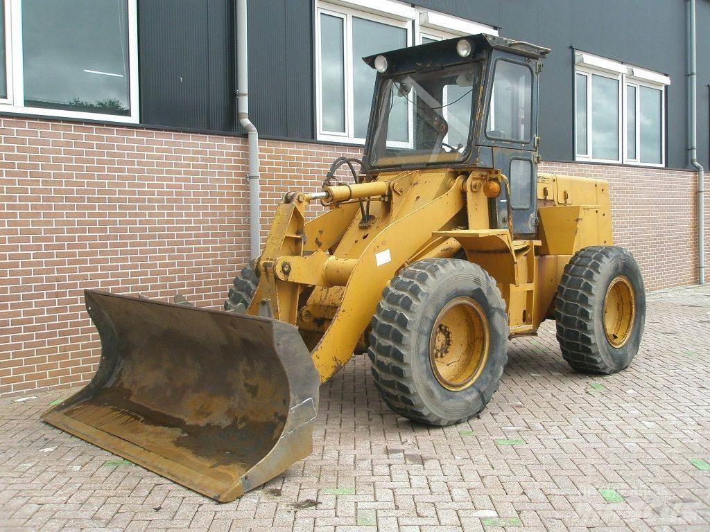 Komatsu W40-2 Utovarivači na točkove